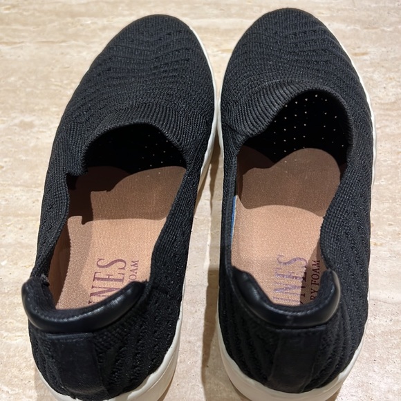 Dunes memory foam sneakers black size 6 New - Picture 7 of 7